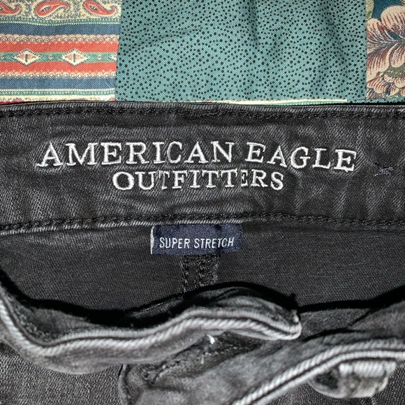 american eagle black denim shorts - Picture 4 of 5